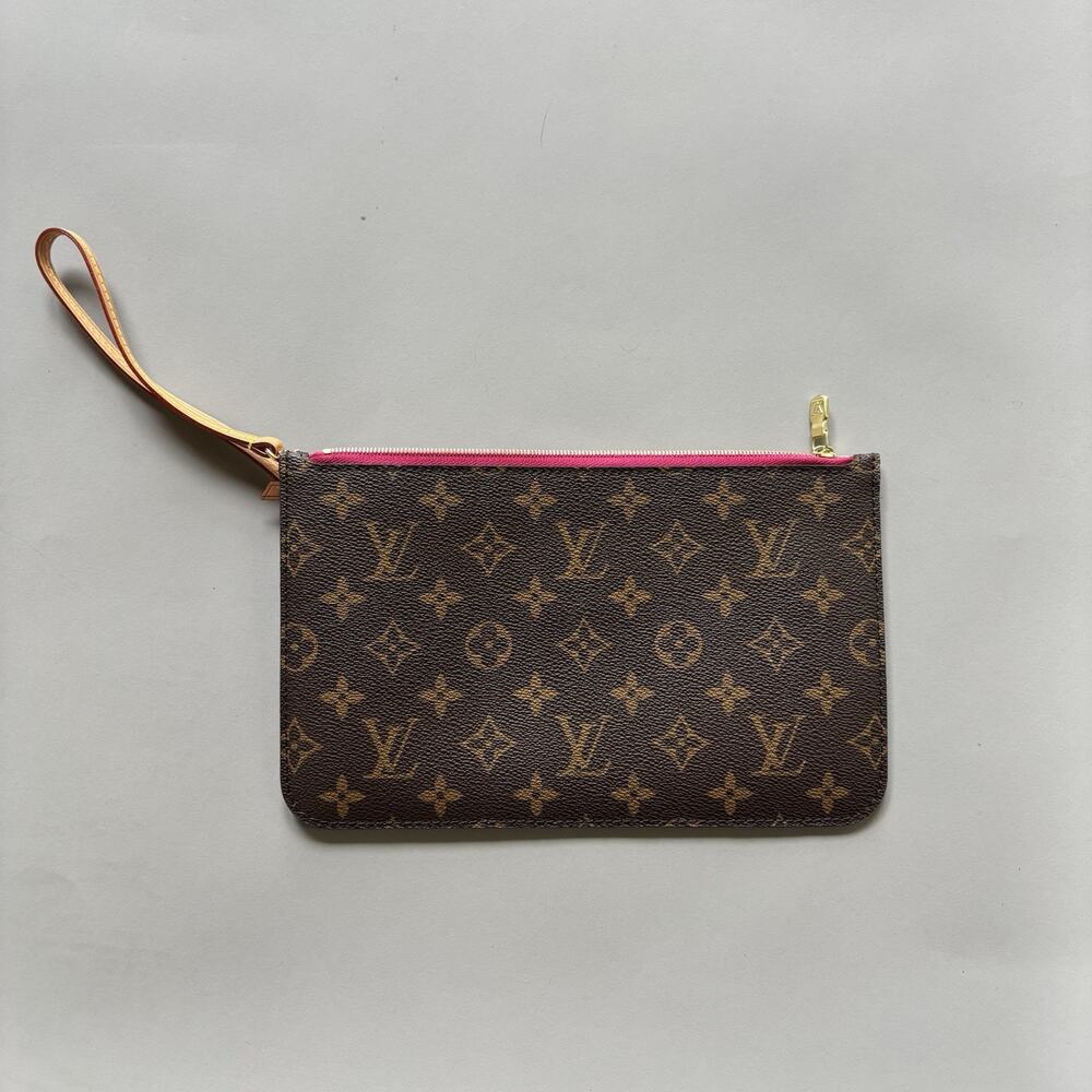 Louis Vuitton Monogram Neverfull Pochette Wristlet with Fuschia Interior Pouch